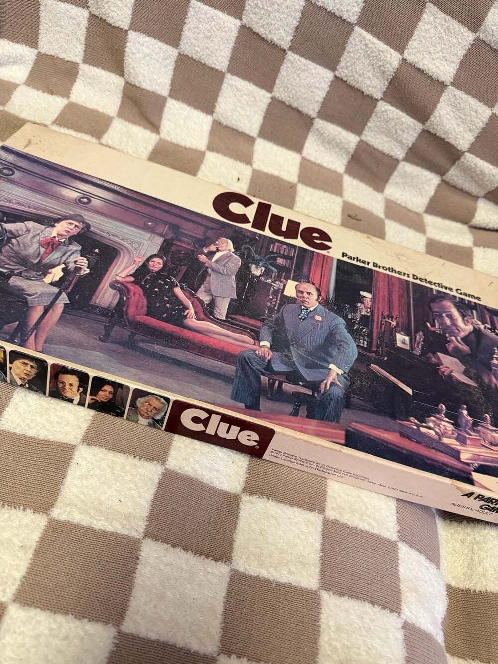 Vintage 1972 Parker Brothers Clue Detective Board Game